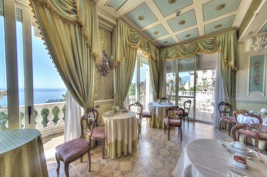 Hotel Villa Riis ตาออร์มินา ภายนอก รูปภาพ